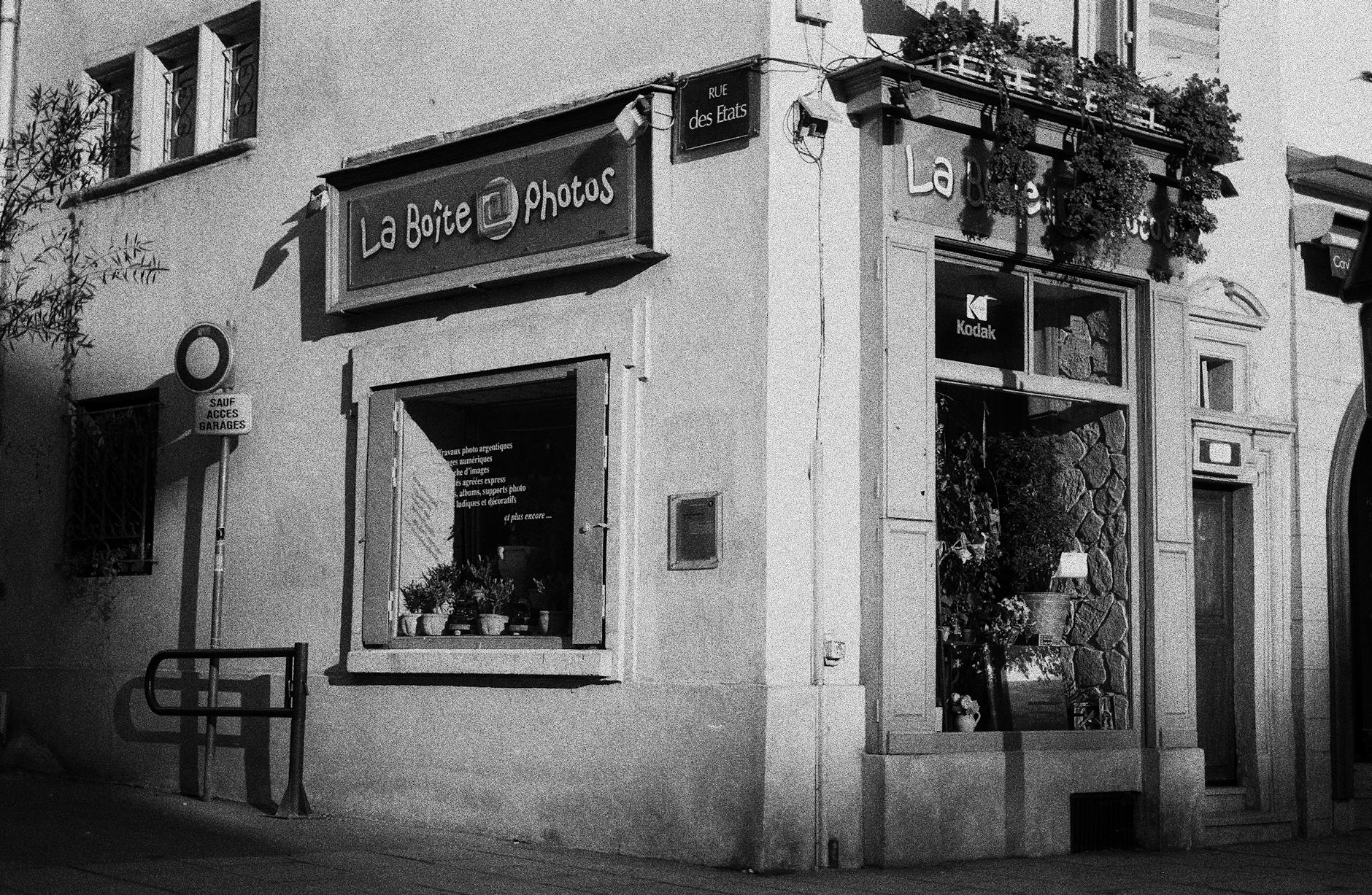 Rachida Dati annonce avoir remis sa démission du ministère de la culture à Emmanuel Macron, à trois semaines des élec...